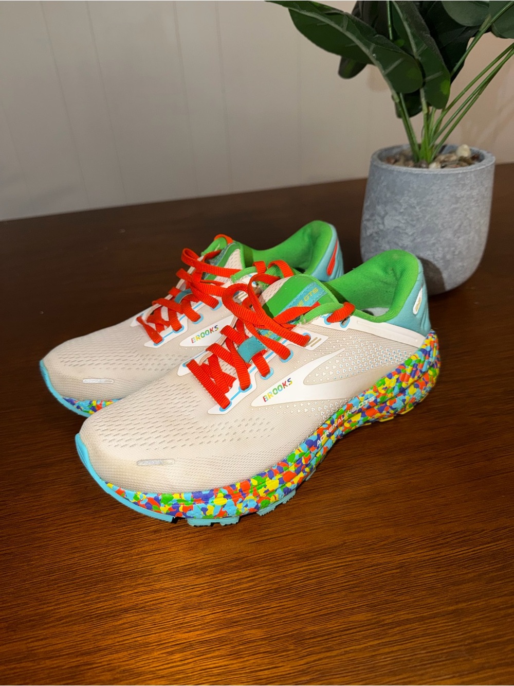 Brooks Adrenaline GTS 22 "Bowl O' Brooks" running shoes